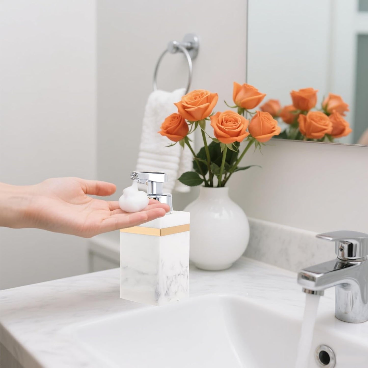 Automatic Foam Soap Dispenser, Touchless Bathroom Kitchen Dish Soap Dispenser with Adjustable Sensor, 7.6oz/225ml USB Rechargeable, Durable Design for Home Commercial Use (White & Gold)