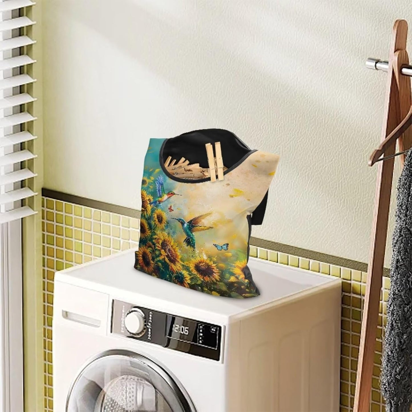 2 Pcs Clothes Pin Hanging Bag with Big Opening Storage Clothes Pins & Mini Clothespins，Hanging Laundry Bag Fits Retractable Clothes Line Outdoors（Hummingbird Sunflower）