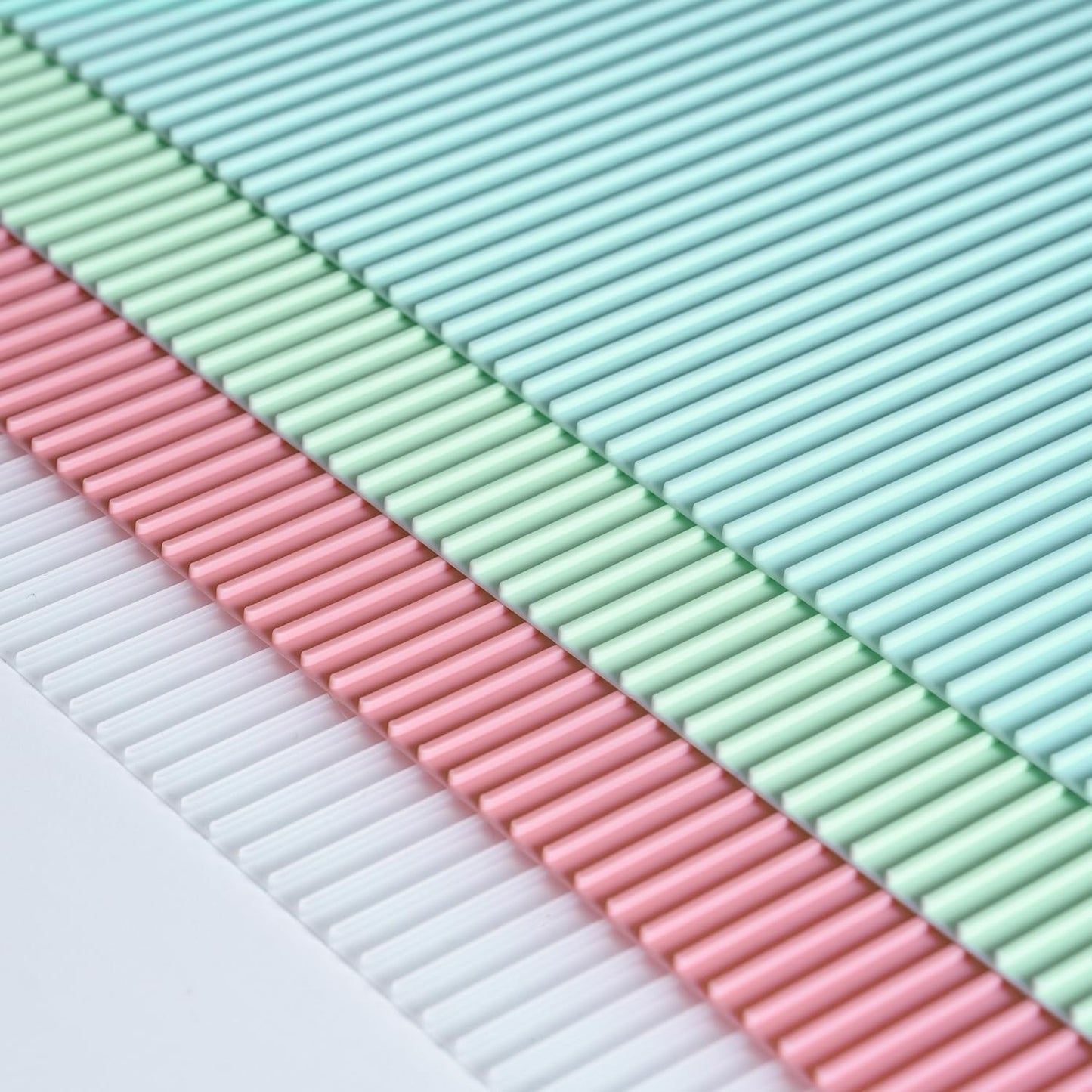 GOYLSER Silicone Refrigerator Shelf Mat, 4 Pack Waterproof Fridge Mat Liners Easy Clean Fridge Pad, Green Refrigerator Liner for Shelves 17.7x11.8 inch Drawer Table Mat