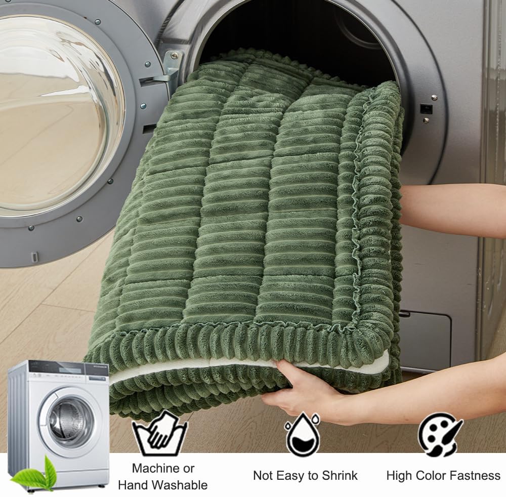 Couch Cover for Dogs Washable, Fuzzy Pet Couch Covers for 3 Cushion Sofa Pet Friendly, Non Slip Sofa Cover (Green, 27.6" x 82.7"/70 x 210cm)