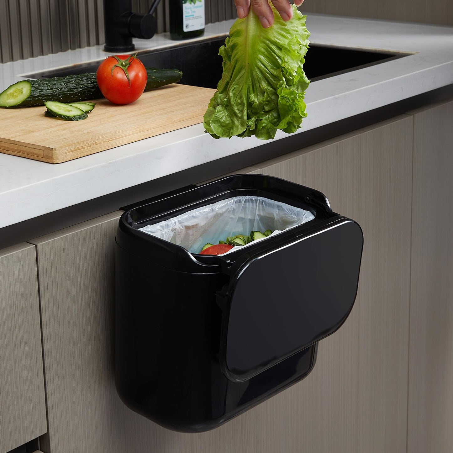 Hanging Small Trash Can with Lid Under Sink for Kitchen, Food Waste Bin for Countertop Compost Bin with Lid, Wall Mount Mountable Garbage Can for Bathroom, RV, 6.8L/1.8 Gal