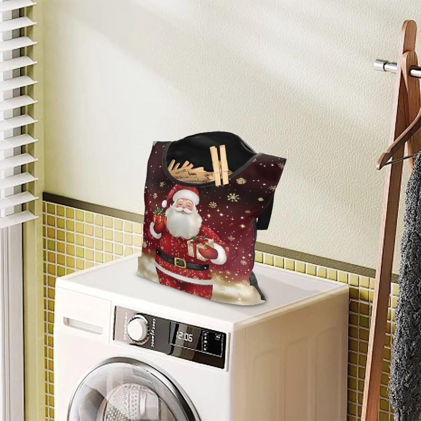 Christmas Santa Claus 2025 Waterproof Clothespin Pouch - Space-Saving Hanging Hook Bag for Holiday Laundry & Garage Storage