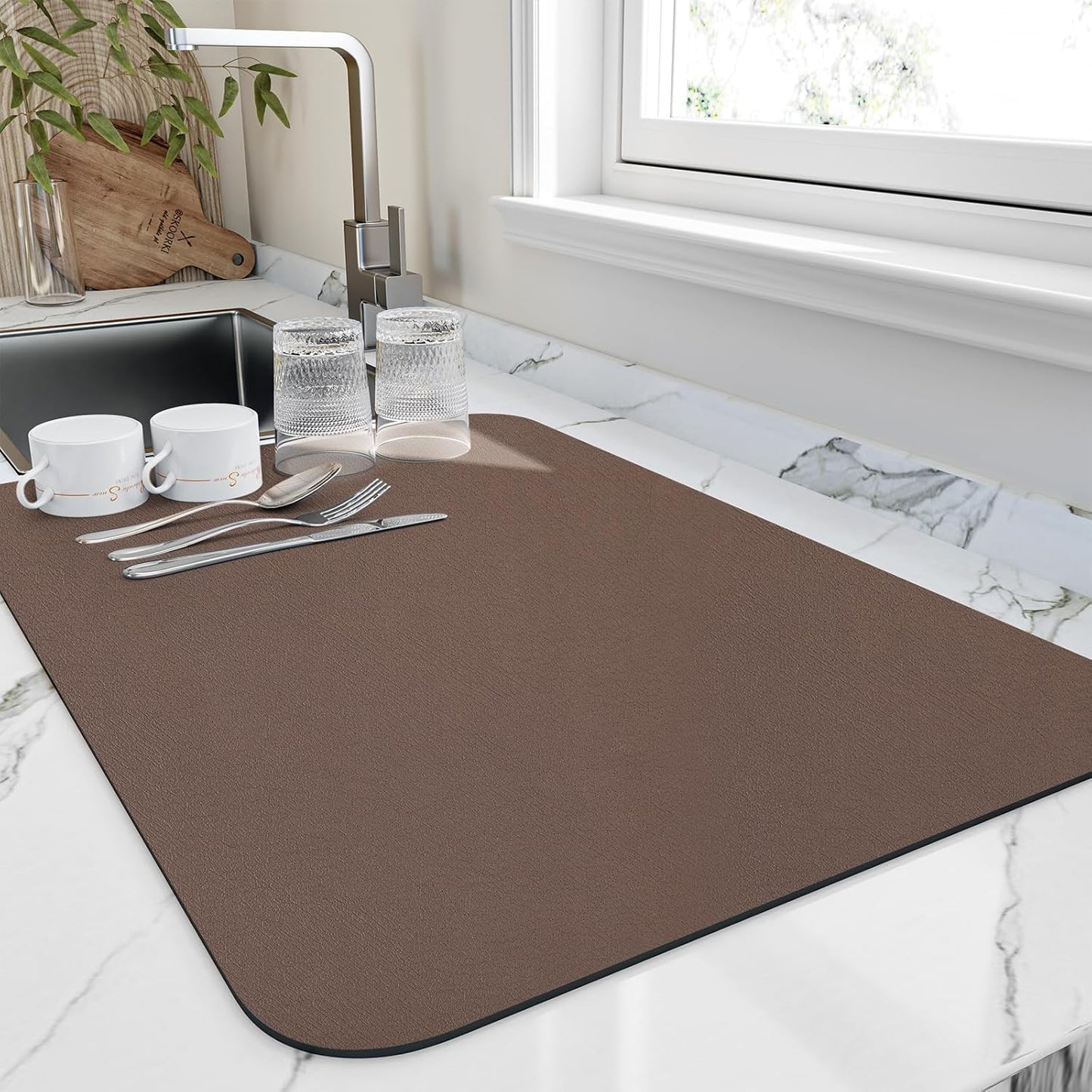 Dish Drying Mat for Kitchen Counter, Heat Resistant Drainer Mats with Non-slip Rubber Backed, Hide Stain Kitchen Super Absorbent Draining Mat, Easy to Clean Dish Rack Pad, Brown 16"x18"