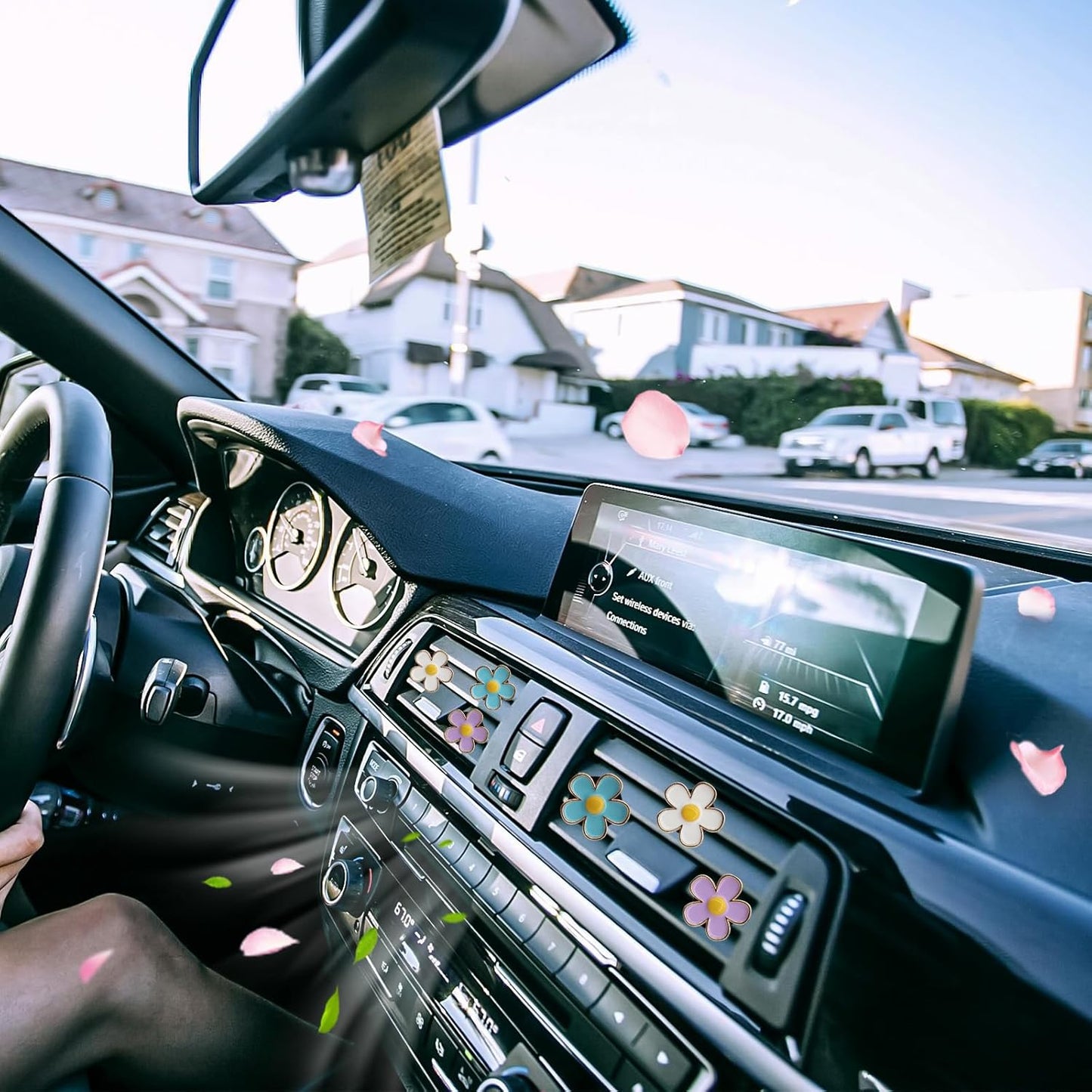 6pcs Flowers Car Decor,Cute Car Air Freshener Vent Clips,Blue White Purple Daisy Flowers Air Vent Clip Accessories for Women,3cm/2.7cm Refillable Daisy Decor Diffuser