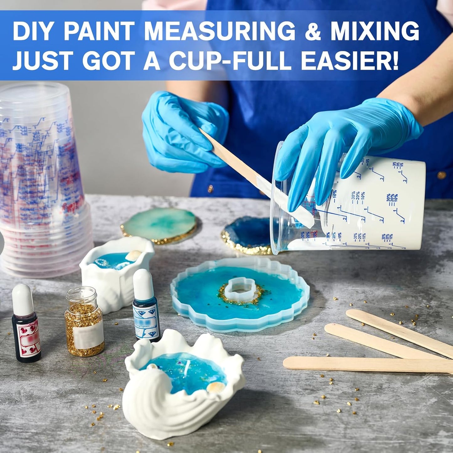 50 Pack Plastic Mixing Cups, 20 oz (600ml), Disposable Measuring Cups with 50 Wooden Mixing Sticks, Measurement ratios: 2:1, 3:1, 4:1, Suitable for Epoxy Resin, Liquid Measuring, and Paint