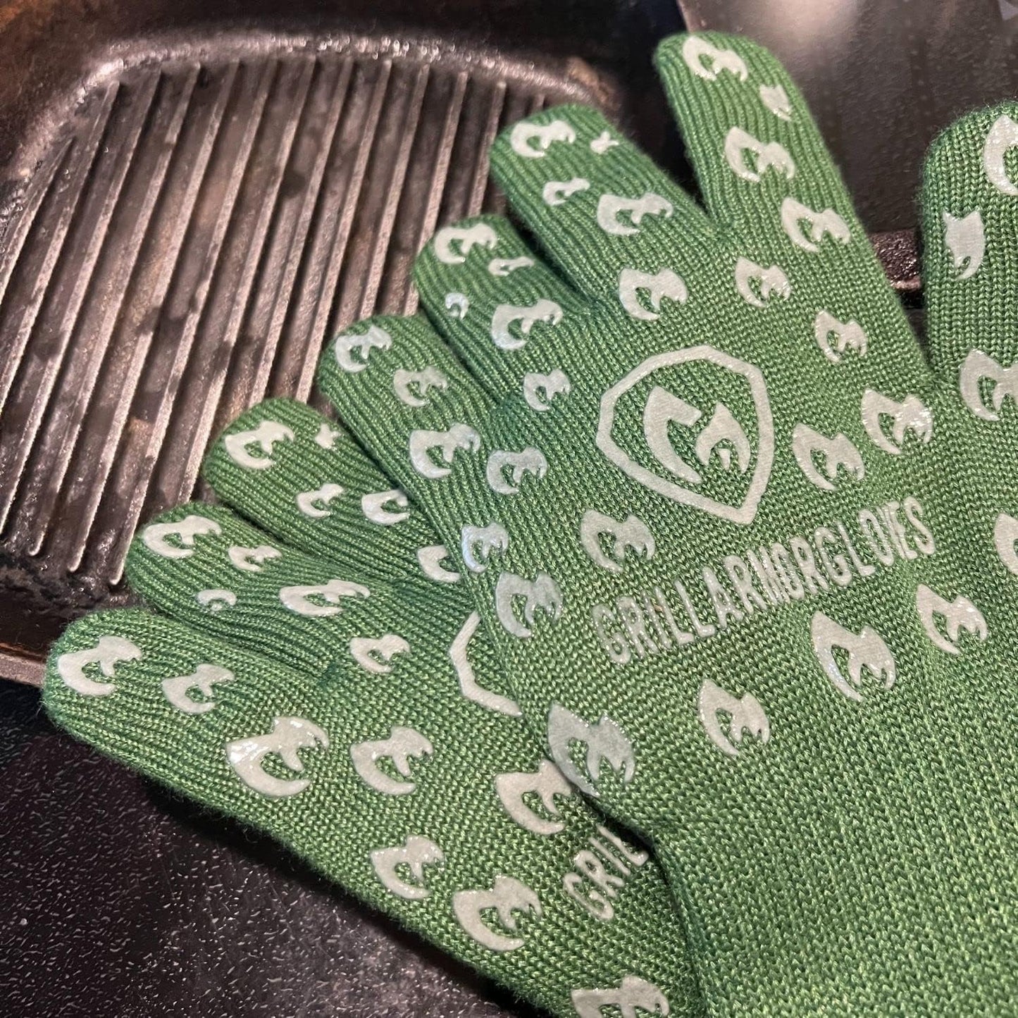 Grill Armor Oven Gloves 932°F Extreme Heat & Cut Resistant Oven Mitts with Fingers for BBQ, Cooking, Grilling, Baking – Accessory for Smoker, Cast Iron, Fire Pit, Camping, Fireplace, Griddle & More